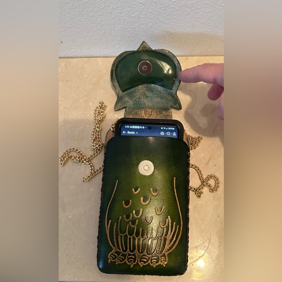 Green, leather, Owl purse. 7x4” - Picture 7 of 12